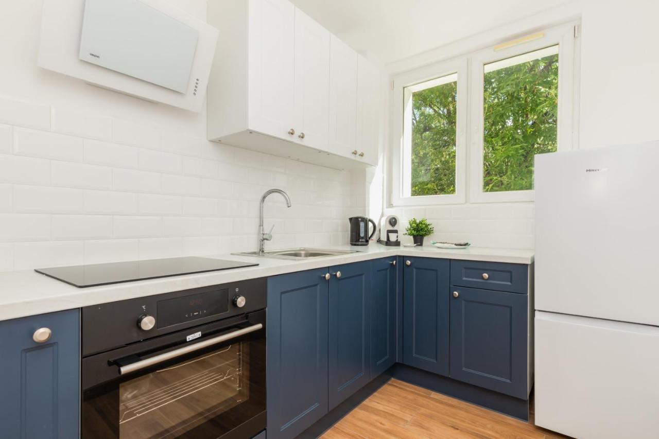 In Centre Of - Katedralna With Balcony By Renters Apartment