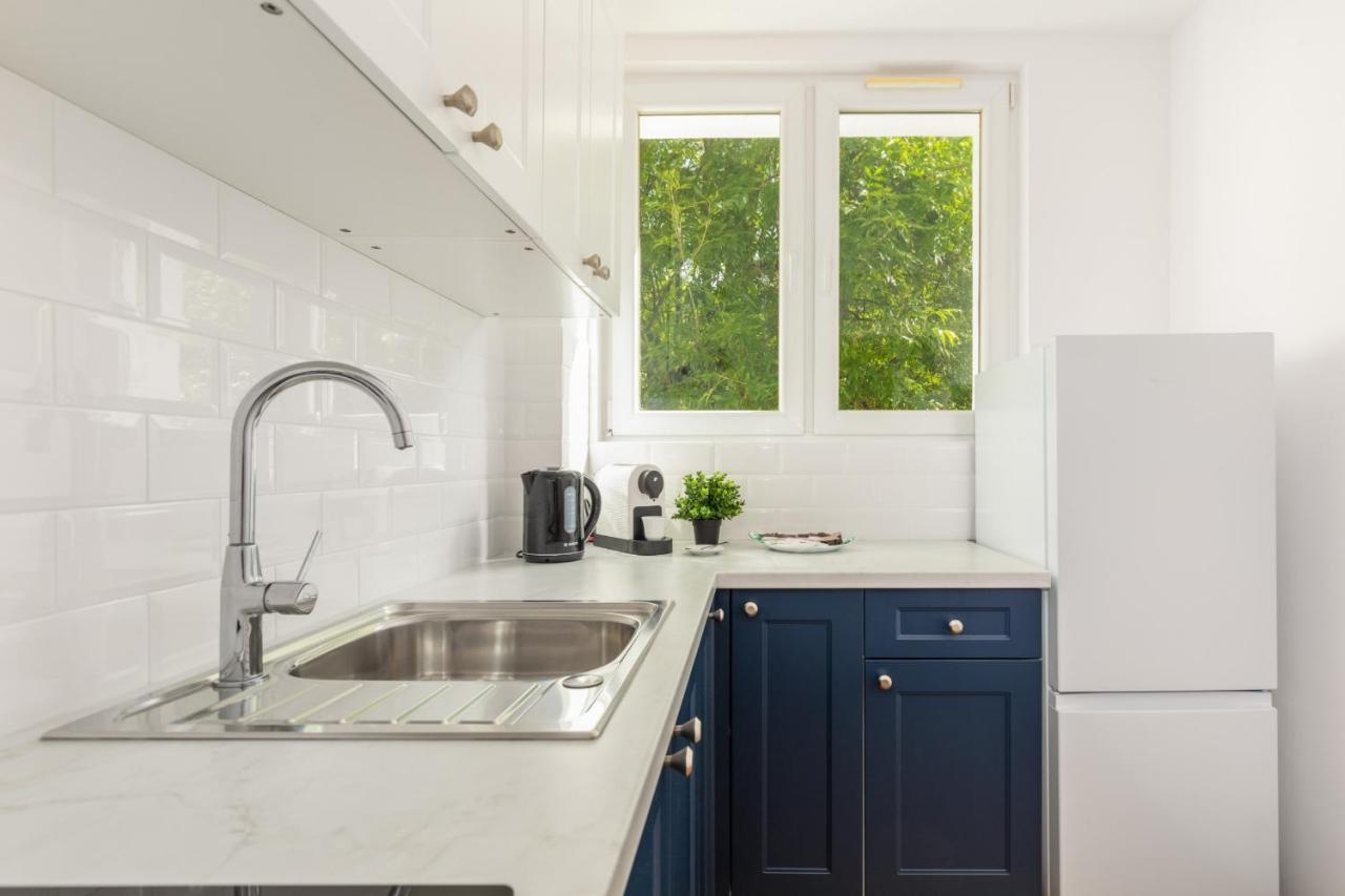 In Centre Of - Katedralna With Balcony By Renters *